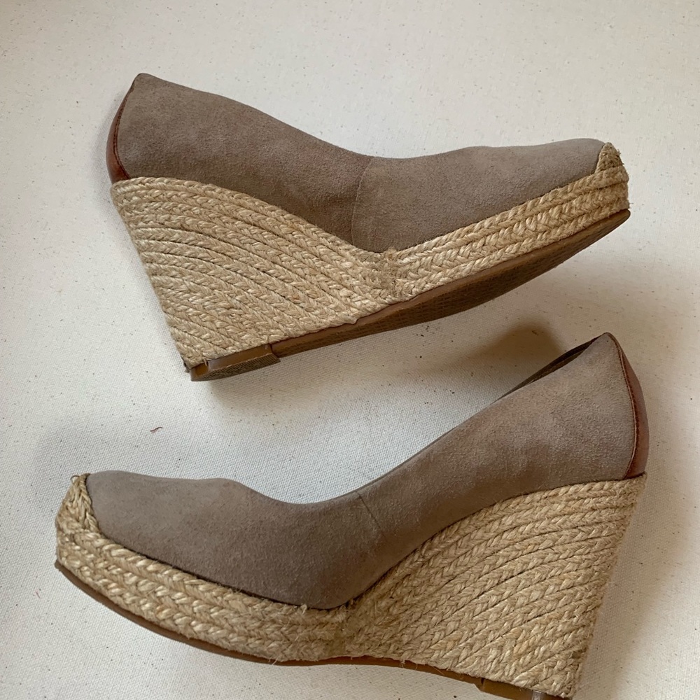 Antonio Melani Tan Suede Espadrille/Wedge - Picture 5 of 8